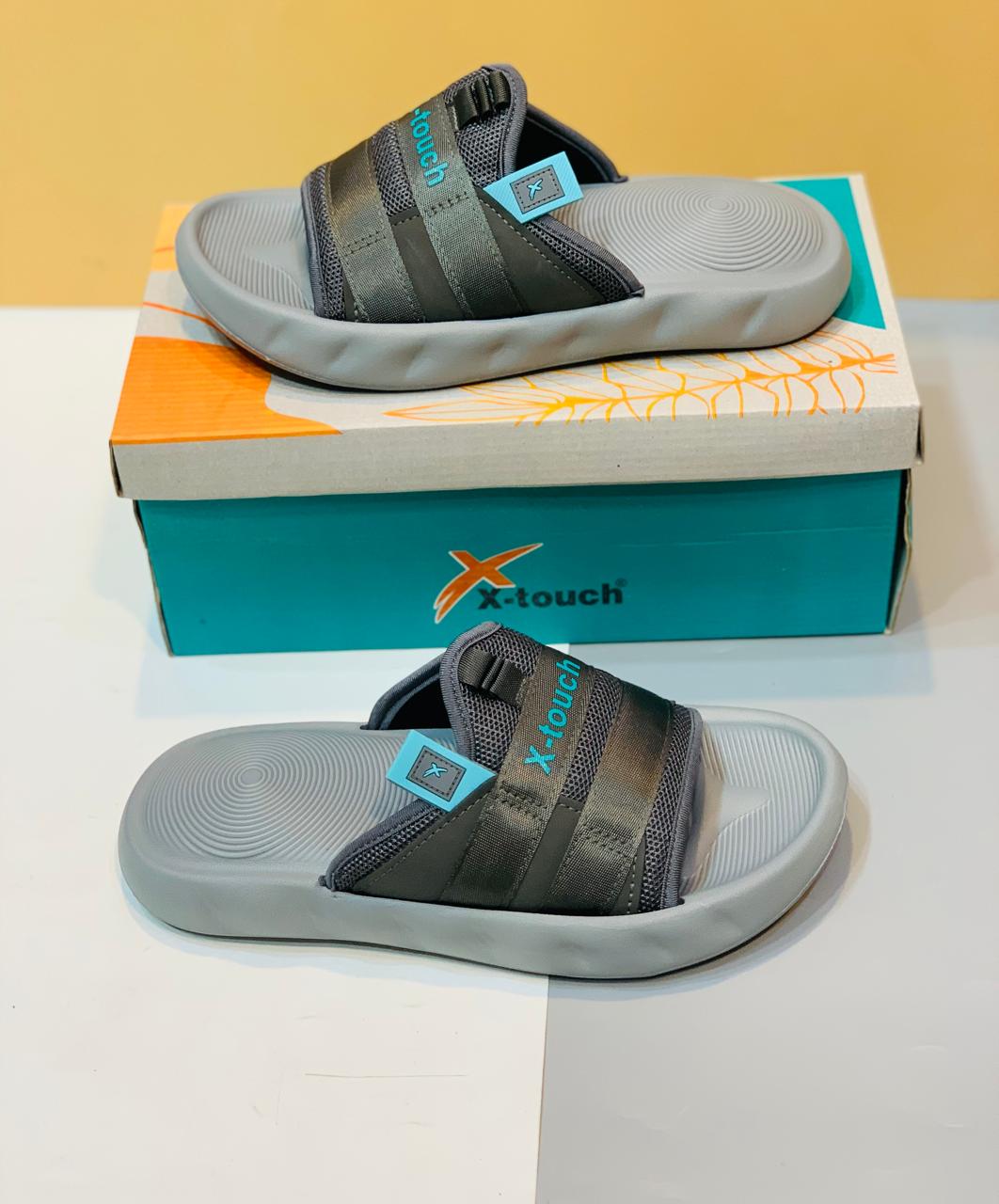 X-Touch - Slides - D4 - Gray