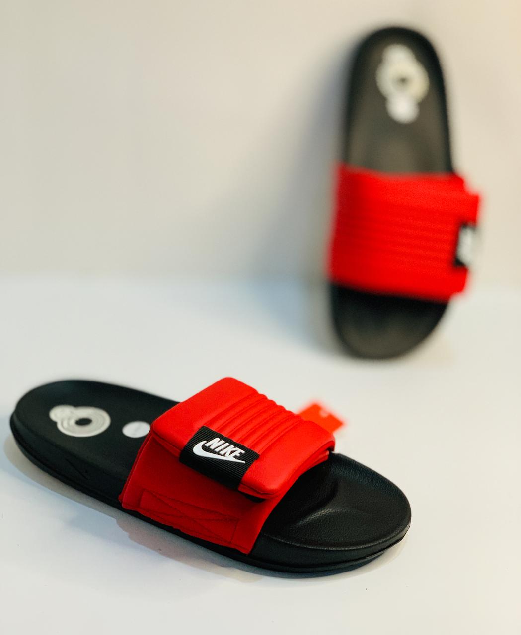 NKE - Slides - D3 2.0 - Red Black