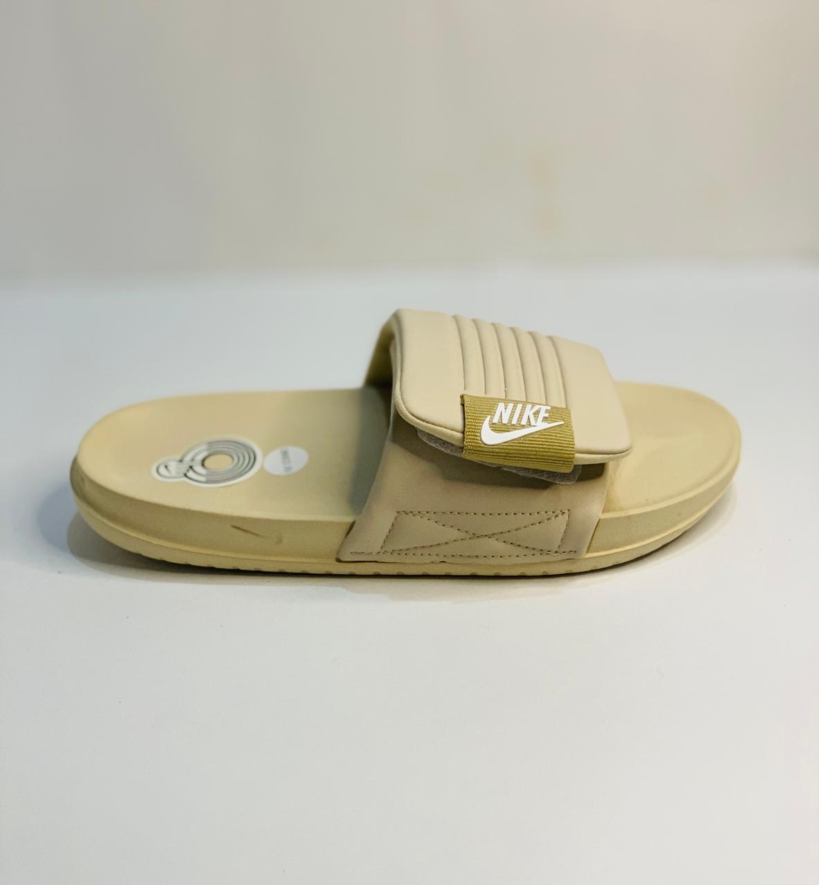 NKE - Slides - D3 2.0 - Beige