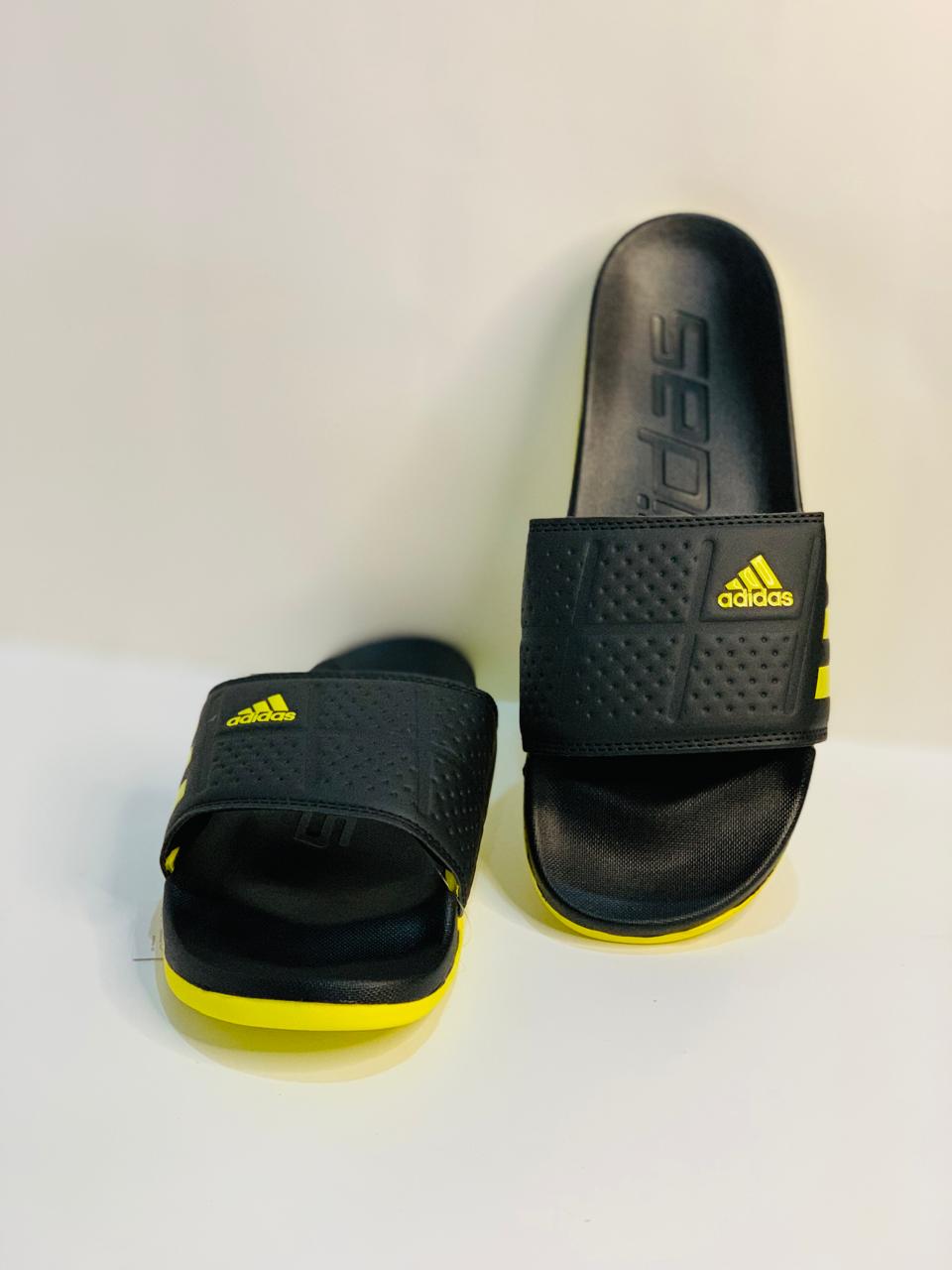 Adid - Slides - D4 - Black Yellow