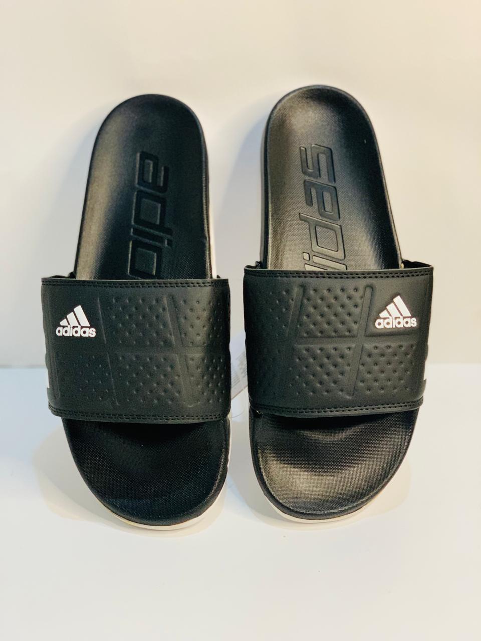 Adid - Slides - D4 - Black White