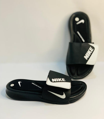 NKE - Slides - D5 - Black White