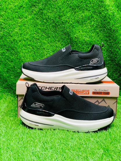 Skechers - Max Cushion - Black