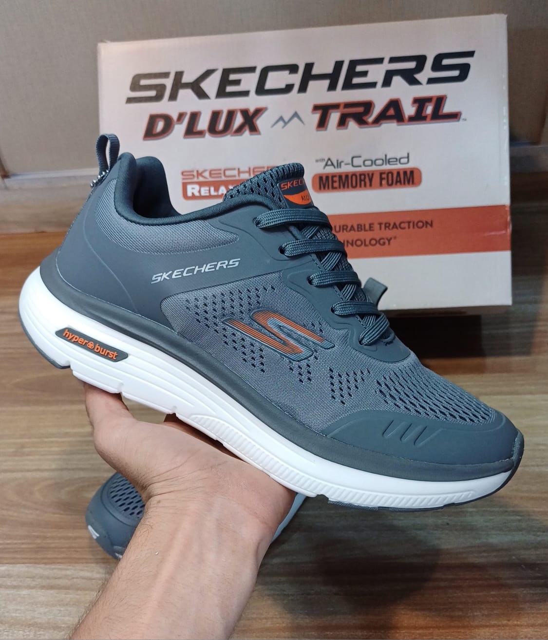 Skechers - Archfit - Hyper Burst - Grey