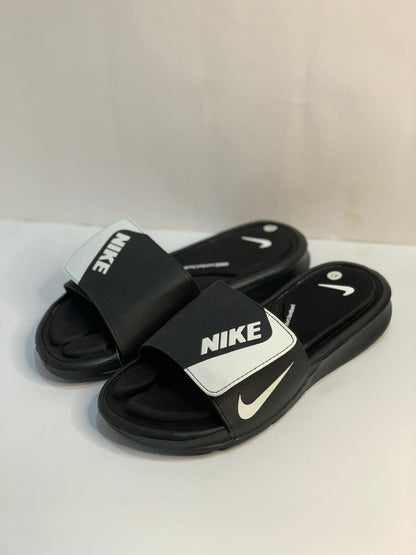 NKE - Slides - D5 - Black White