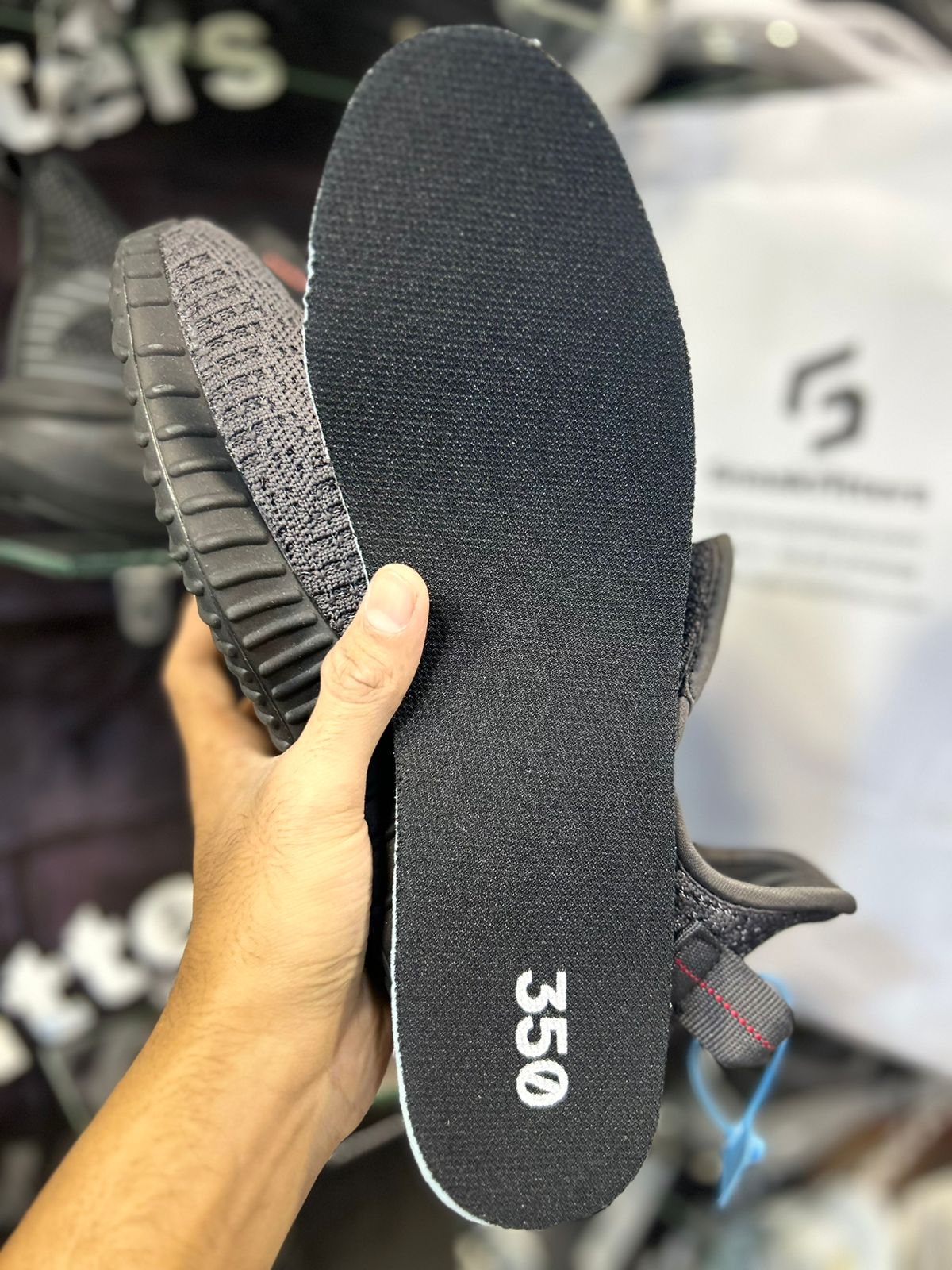 AD - Yeezy365 - D1 - Black