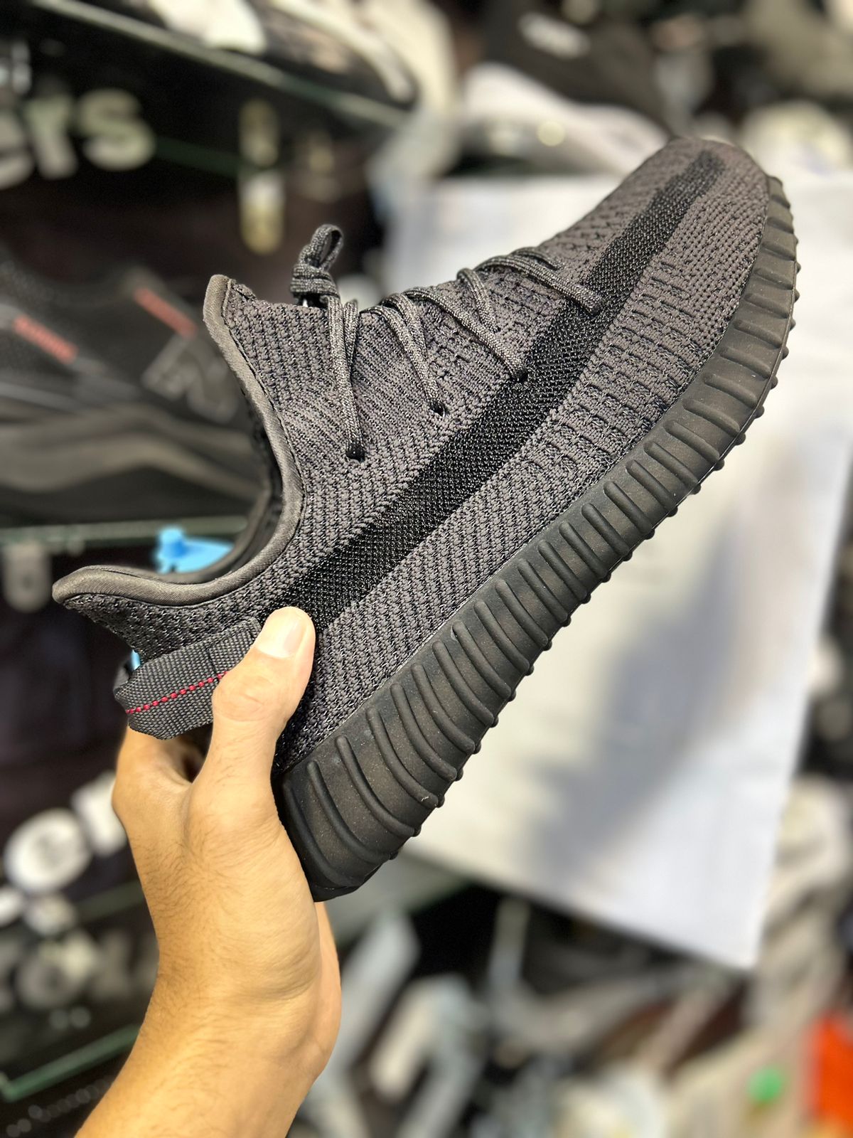 AD - Yeezy365 - D1 - Black