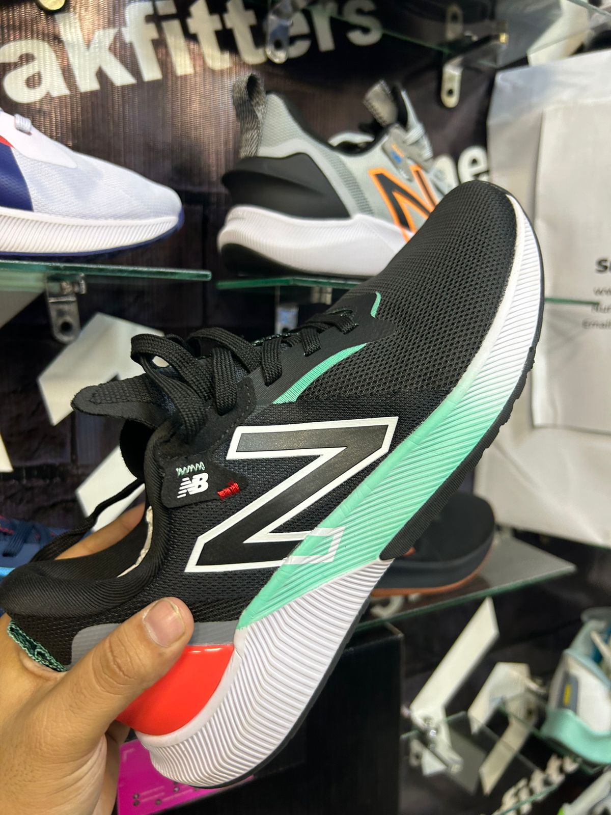 NB - Fuelcgell - Black Green