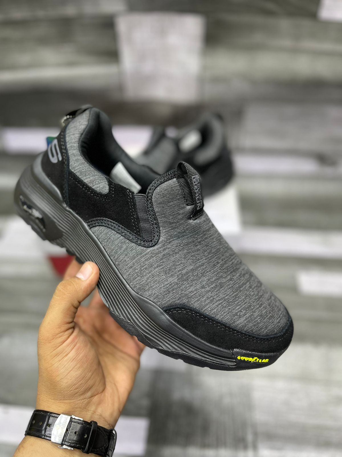 Skechers - Go Run - Archfit - Grey Black