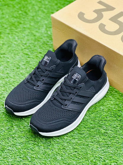 Adid - Ultraboost Sneakers - Black White