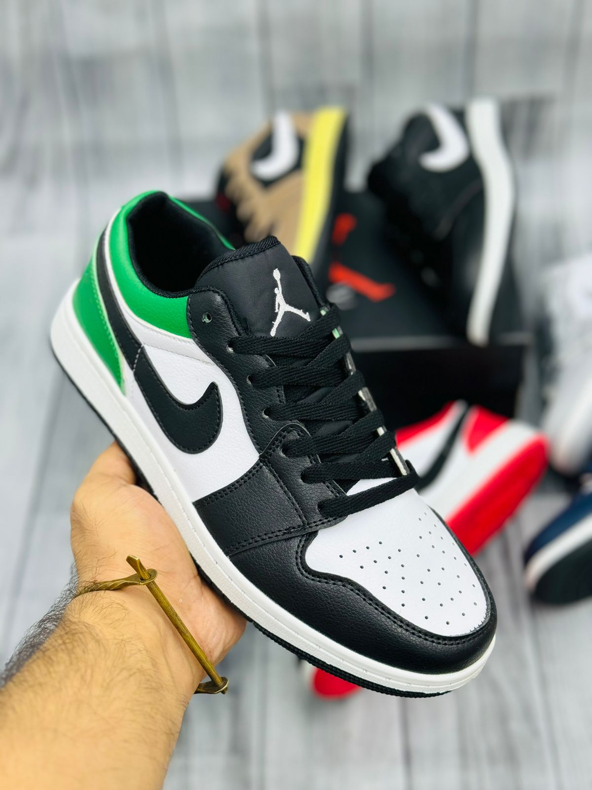 AR JDN 1 Low - Black Green