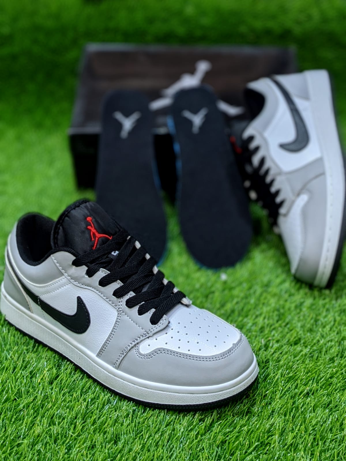 AR JDN 1 Low - Grey Black