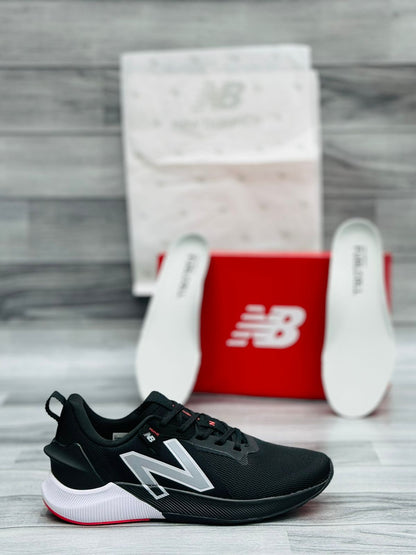 New Balance - FuelCell RC Elite - Black White