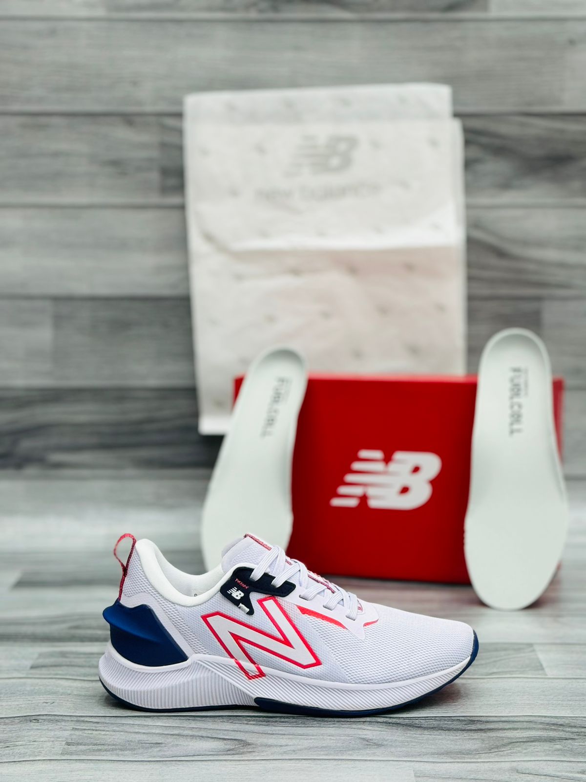 New Balance - FuelCell RC Elite - White Red