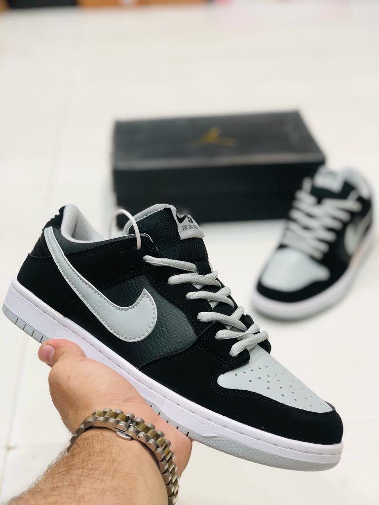 NKE Dunk - Low - Black Grey 2.0