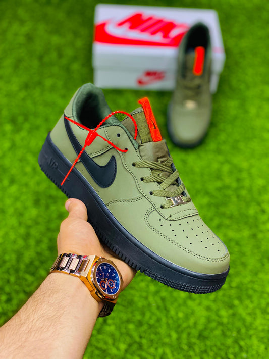 NKE Airforce1 - Suede - Olive Black