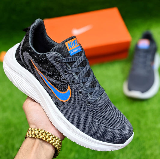 NKE - Air Zoom Pegasus 37 - Dark Grey