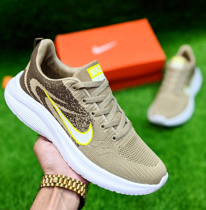 NKE - Air Zoom Pegasus 37 - Khaki White