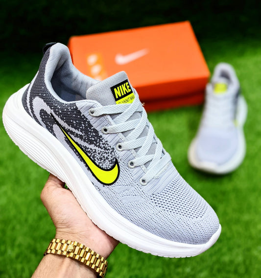 NKE - Air Zoom Pegasus 37 - Light Grey