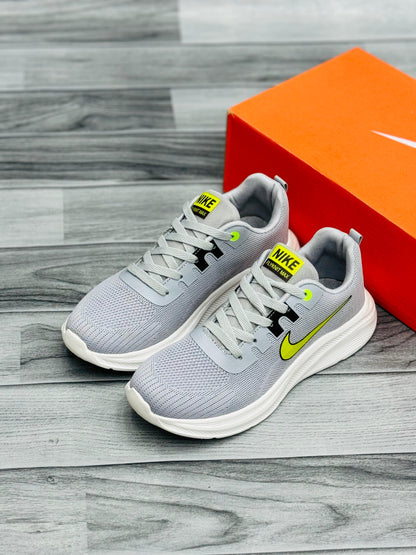 NKE - Viator Vortex Sneaker - Grey Yellow