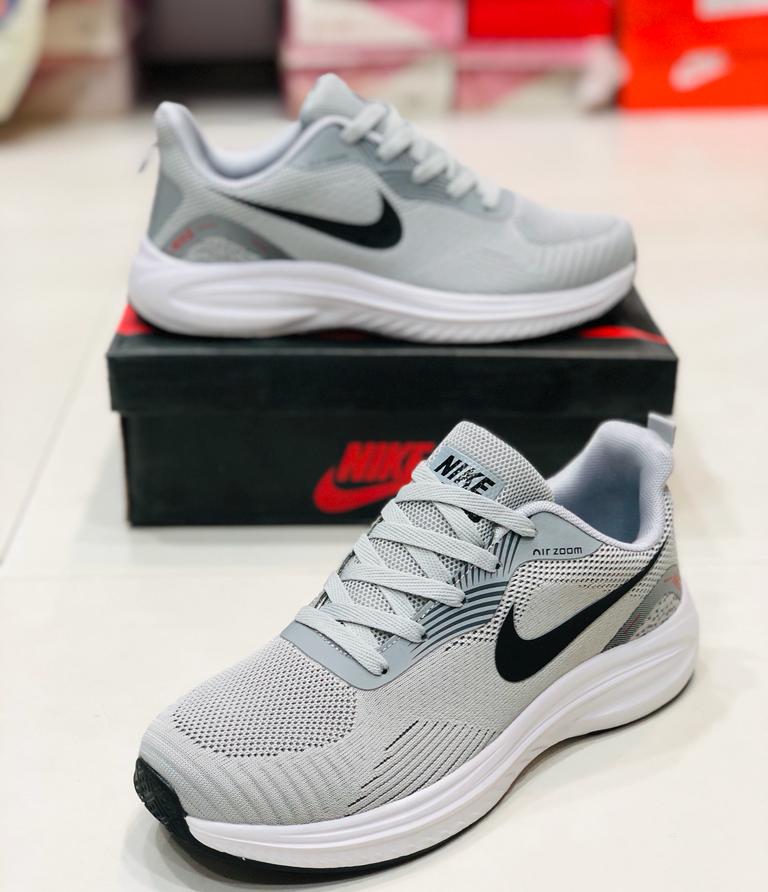 NKE  Zoom Pegasus 39 - Grey (Sale)