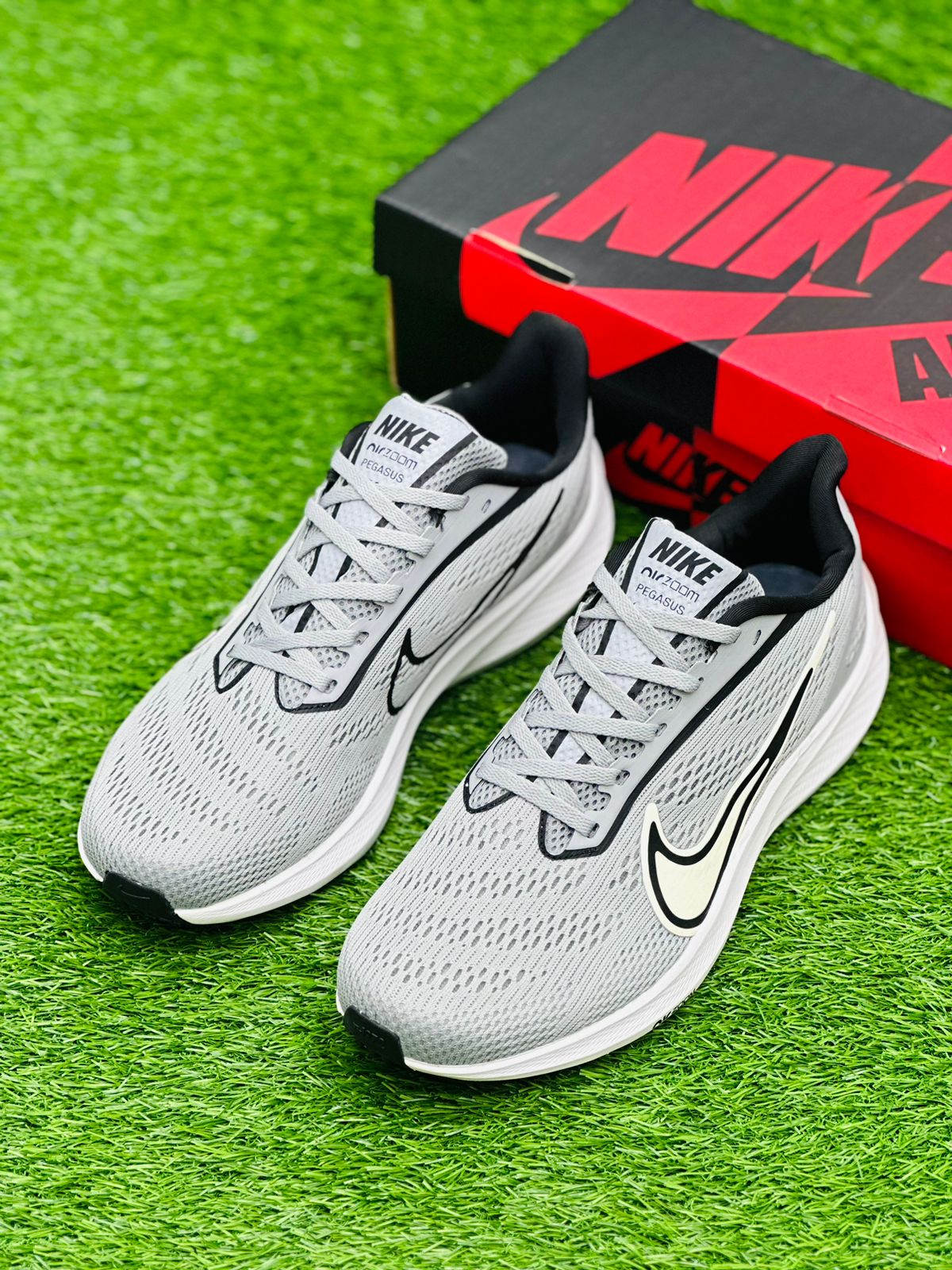 NKE Zoom - Pegasus 39 - Grey White