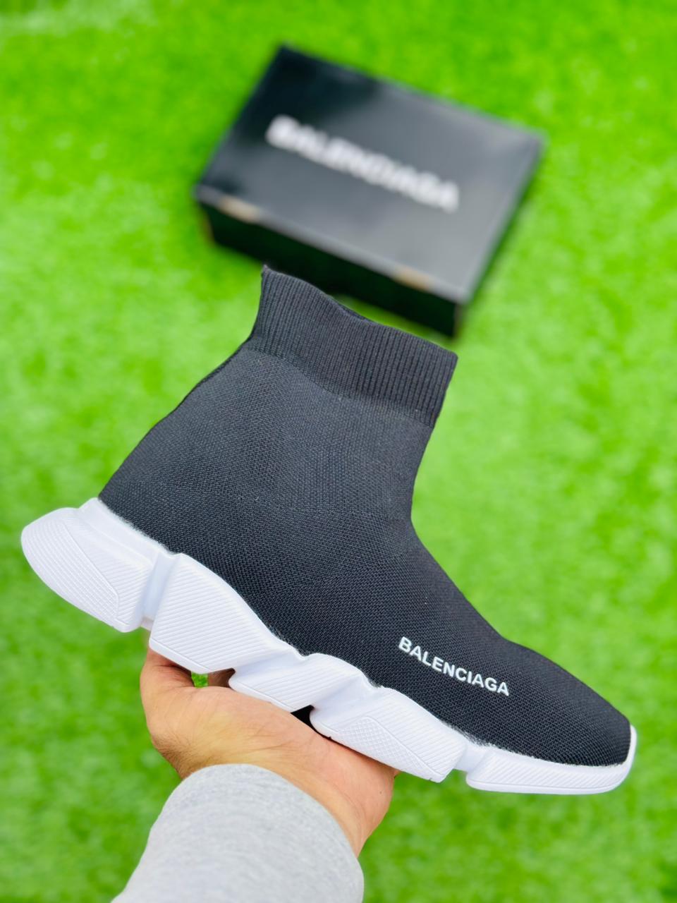 Balenciga - Black White