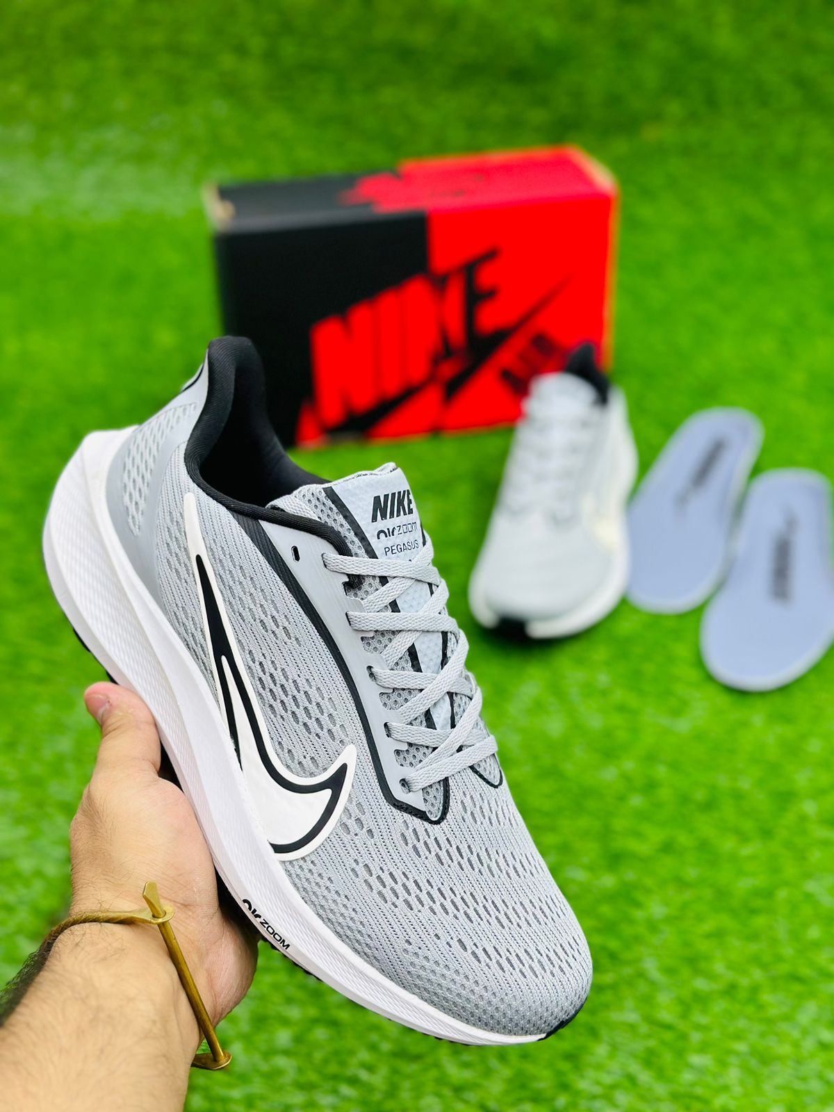 NKE Zoom - Pegasus 39 - Grey White