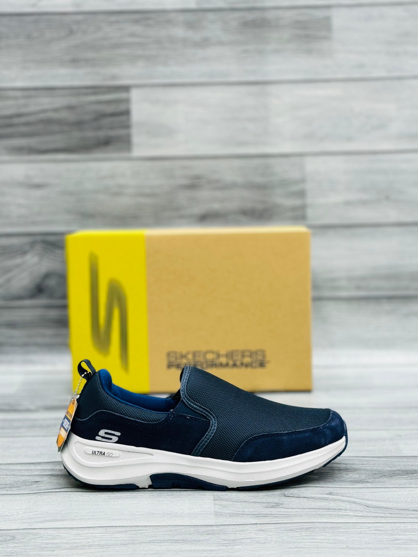 Skecher - Ultra Go - Navy