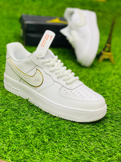 NKE Airforce 1 - White Gold