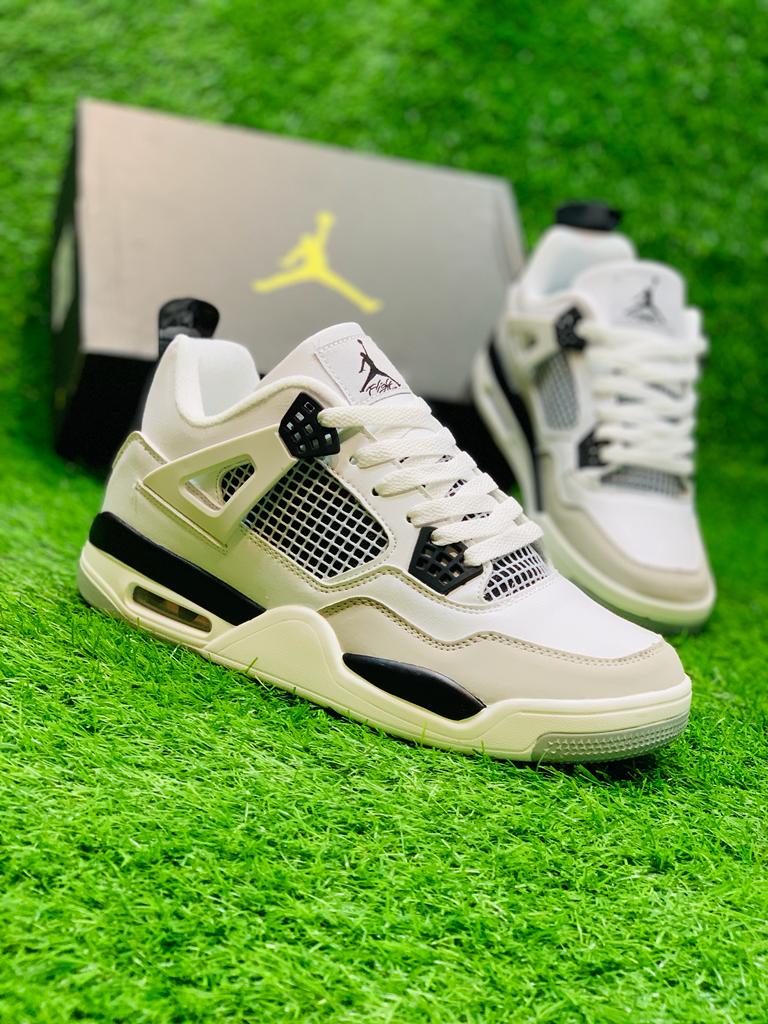 AR JDN 4 - Retro - White Black 2.0