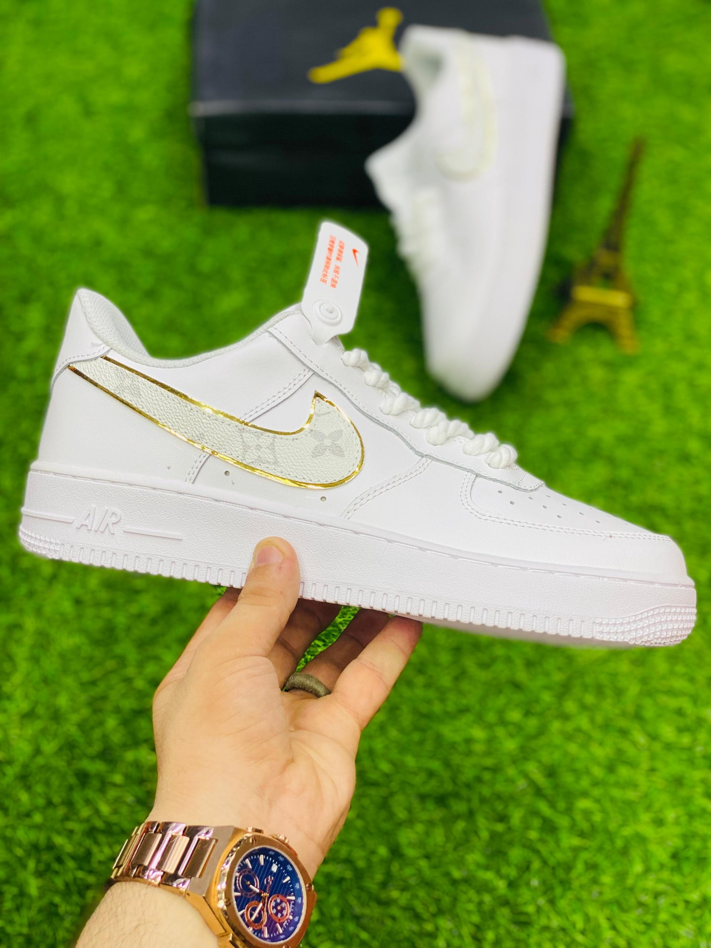 NKE Airforce 1 - White Gold