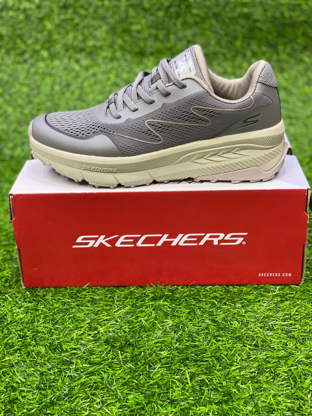 Skechers - Hyper Burst Out Door - Grey