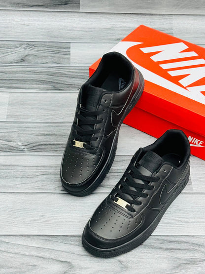 NKE Airforce 1 - All Black  (Master)