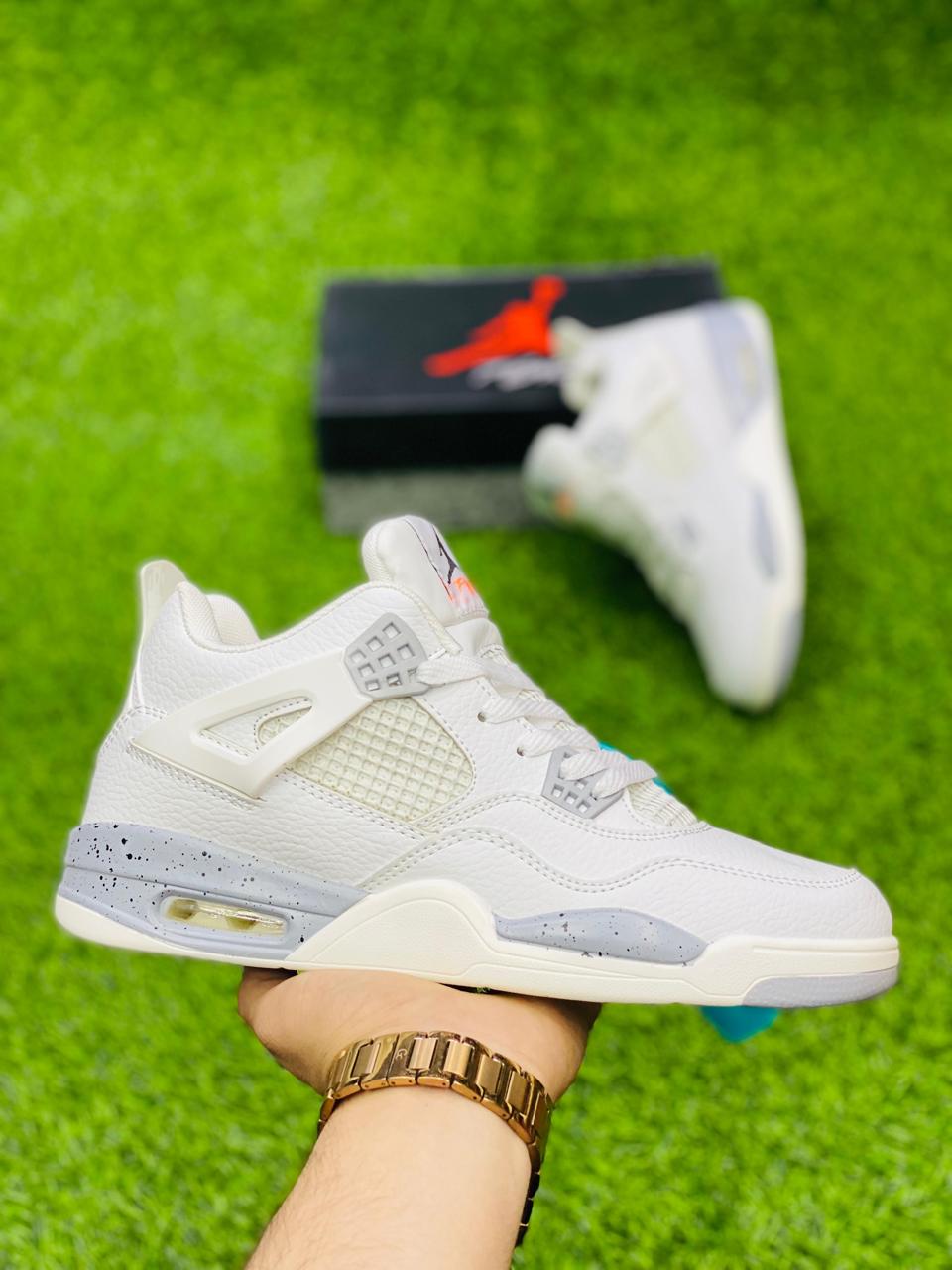 AR JDN 4 - Retro - White (Premium)