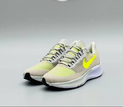 NKE Zoom - Pegasus 37 - Light Green