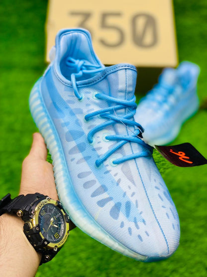 Yeezy - 350 - Sky Blue