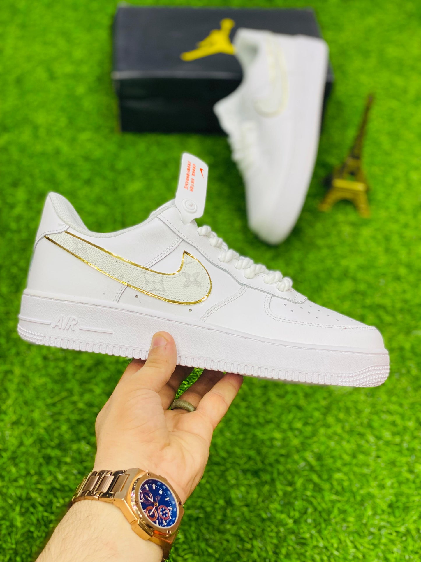 NKE Airforce 1 - White Gold