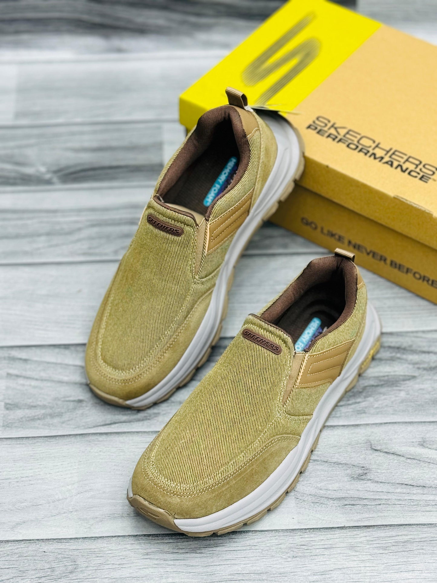 Skecher - Go Goodyear - Khaki