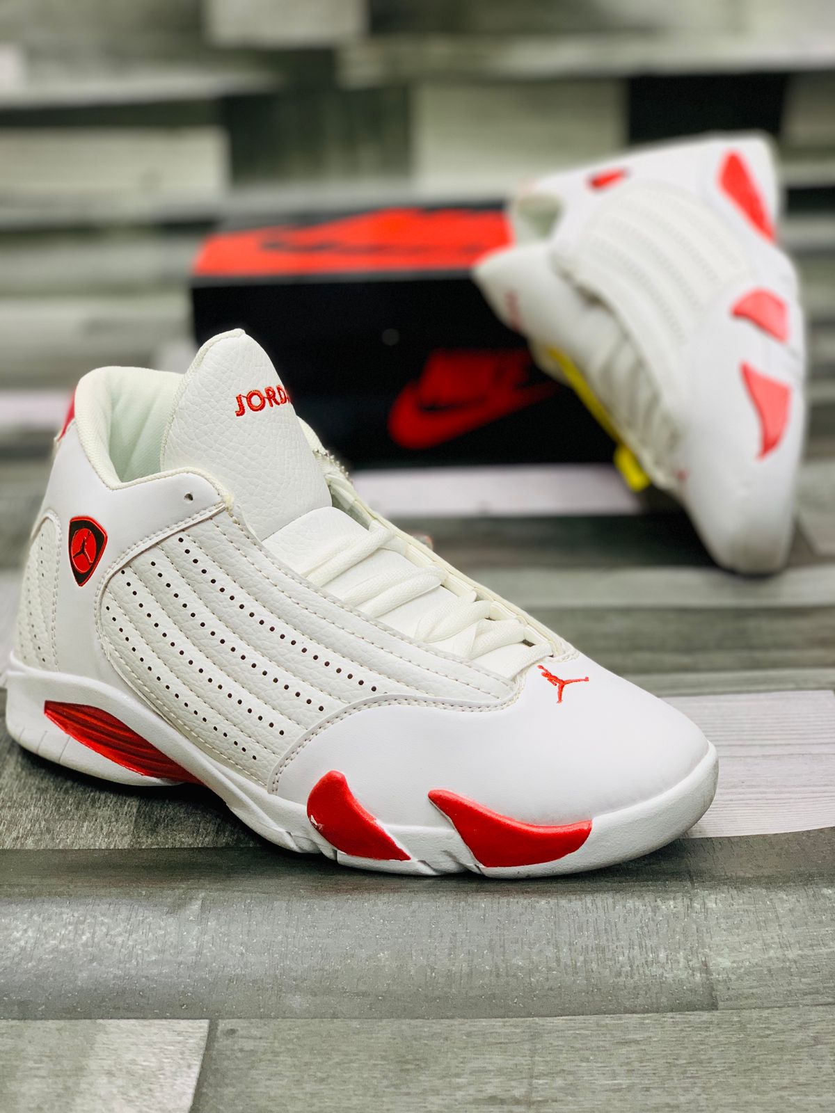 Air jordan deals 14 white and red