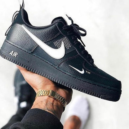 NKE Airforce 1 - Utility Black (Master)