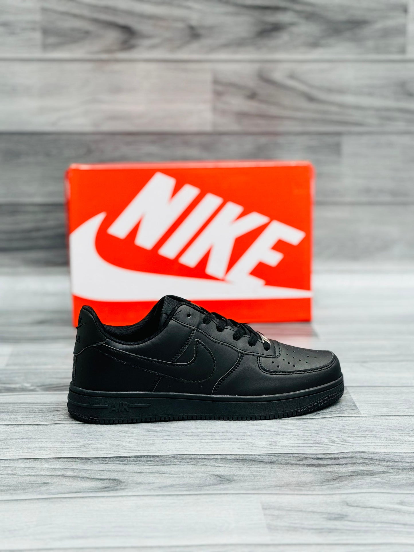 NKE Airforce 1 - All Black  (Master)