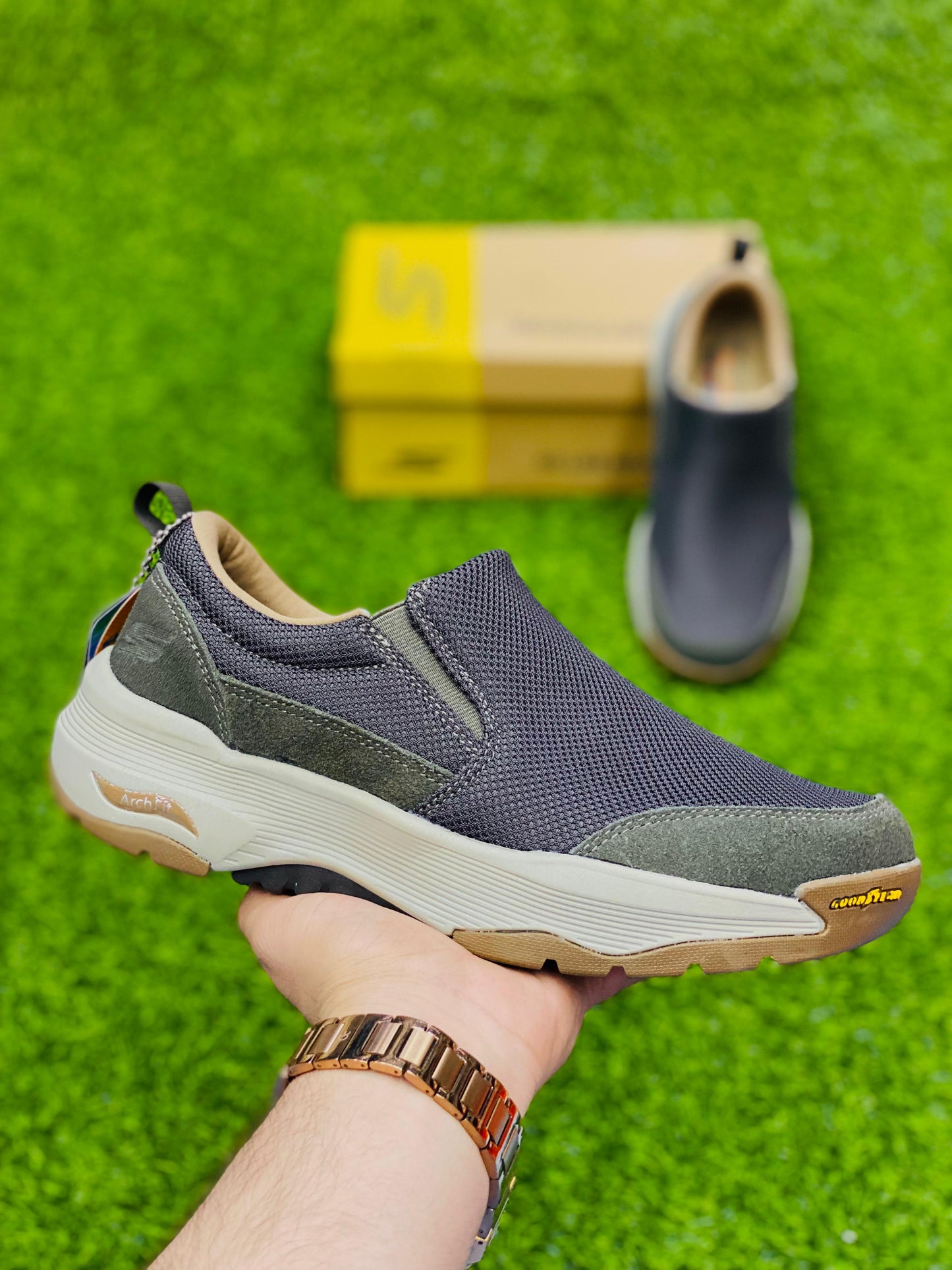 Skechers - Archfit - Goodyear - Grey Khaki