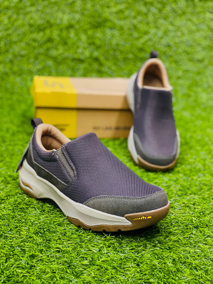 Skechers - Archfit - Goodyear - Grey Khaki