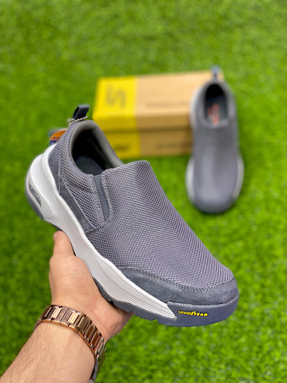 Skechers -  Archfit - Goodyear- Grey White