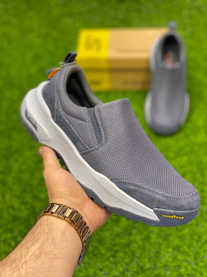 Skechers -  Archfit - Goodyear- Grey White