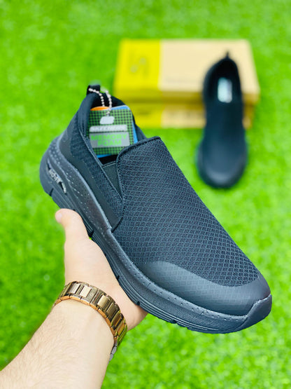 Skechers - Medicated - Archfit - All Black (Premium)