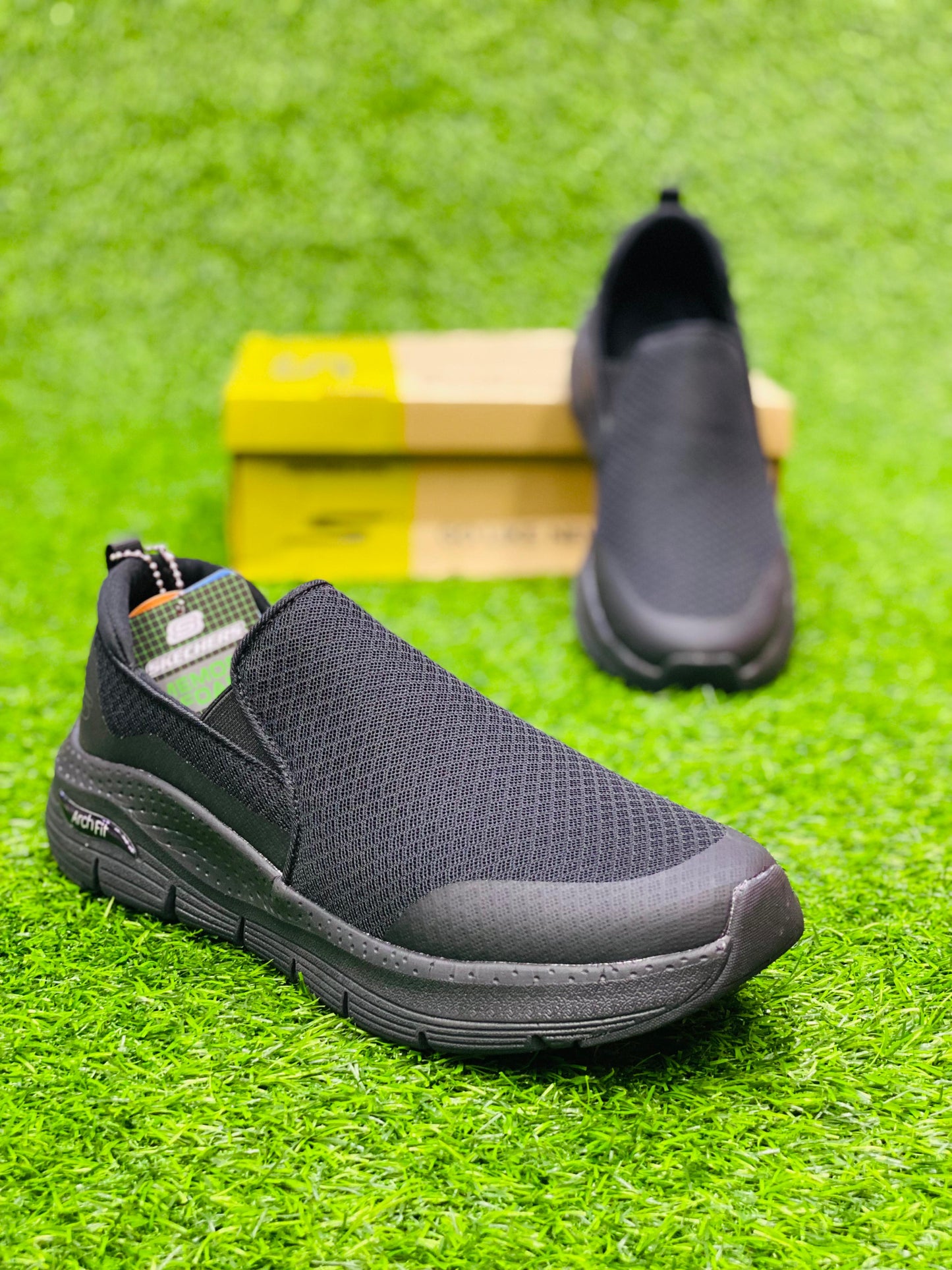 Skechers - Medicated - Archfit - All Black (Premium)