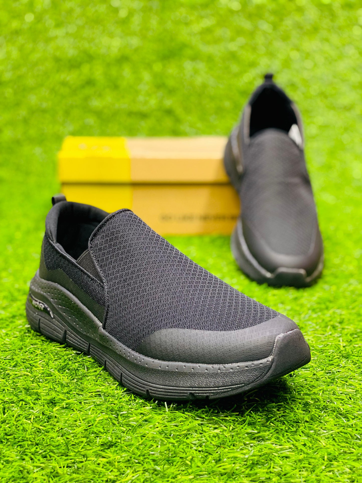 Skechers - Medicated - Archfit - All Black (Premium)