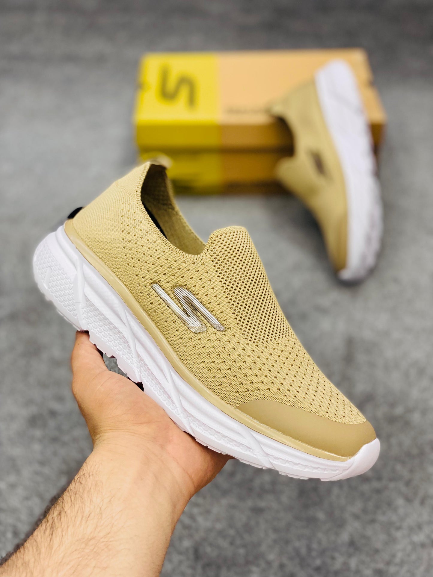 Skechers - Outdoor  - Beige